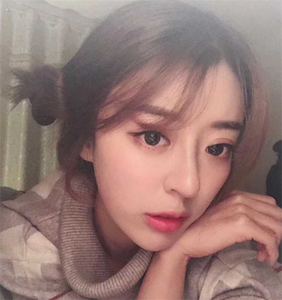 海角会喷水的表姐新作 梨形身材美腿骚姐-吃瓜网