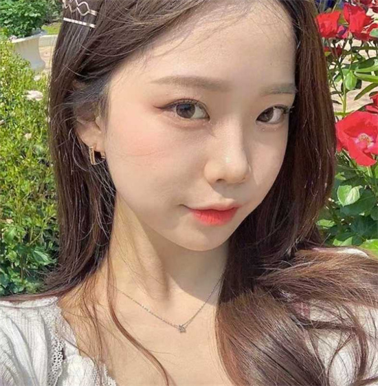 韩国肉感美女金羽玹 被男友三通啪啪视频曝光 叫声浪到破音-吃瓜网