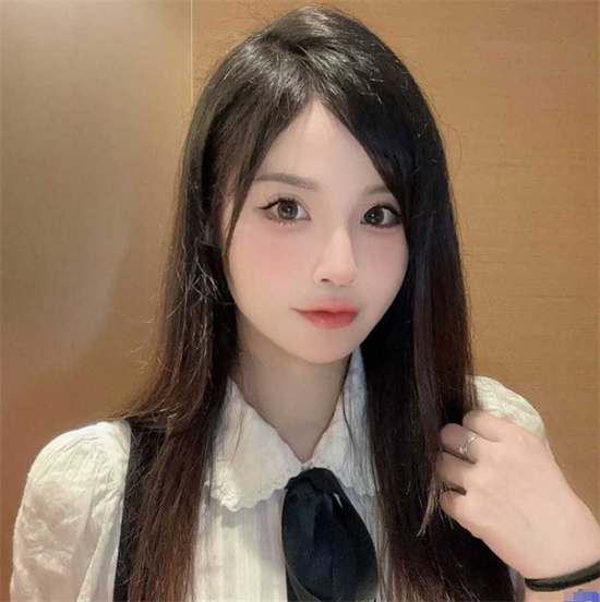 上海极品网红小笨蛋 天使般容貌魔鬼身材 外表女神私下淫乱-吃瓜网