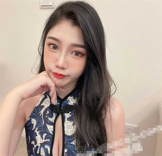 台湾巨乳嫩妹喋喋哒哒挑逗诱惑 根本无法抗拒！-吃瓜网