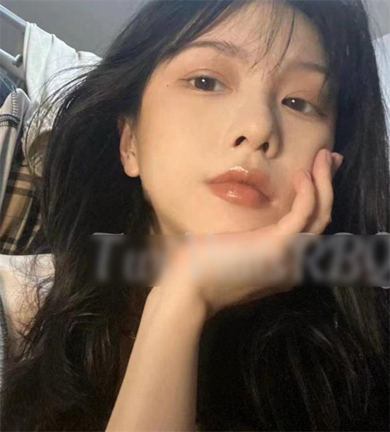 延吉女大学生 超漂亮气质小姐姐喜欢为金主拍摄私密视频-吃瓜网