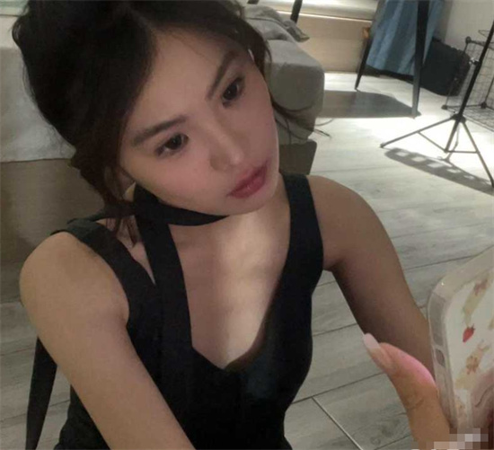 富二代约P大神 只约高质量女大学生 清纯甜妹被成功拿下 各种姿势肆意玩弄-吃瓜网