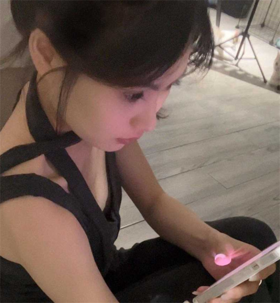 富二代约P大神 只约高质量女大学生 清纯甜妹被成功拿下 各种姿势肆意玩弄-吃瓜网