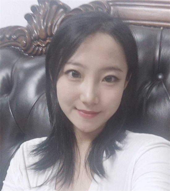 云南某大学美女研究生 被曝竟是受虐癖 栓狗链跪地爬行戴口塞视频流出!-吃瓜网