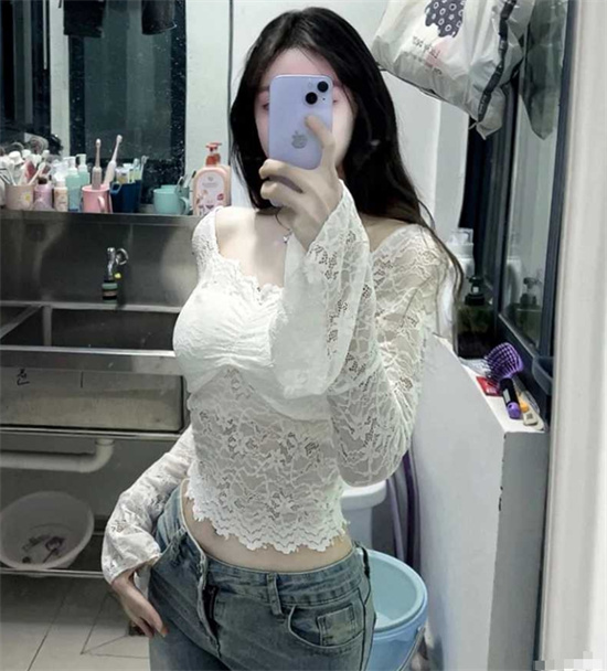 瓜友投稿 约会极品大一学妹私拍合集 清纯少女性瘾极强 竟主动开房求啪-吃瓜网