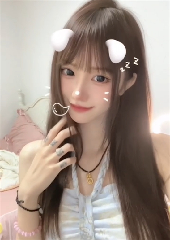 长春某大学女神约会视频流出 情趣黑丝连体装诱惑十足 后入式打桩高潮迭起!-吃瓜网