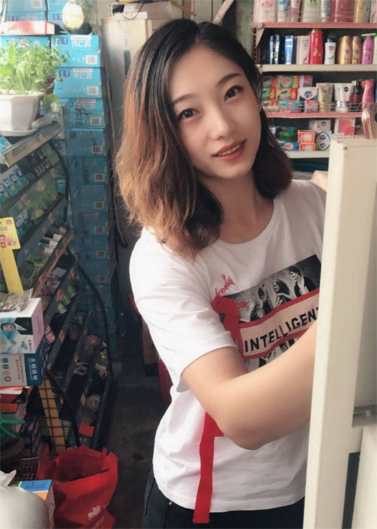 江苏刚结婚的少妇偷情视频被老公曝光 顶级颜值 超绝肥臀被P友站起来蹬!-吃瓜网