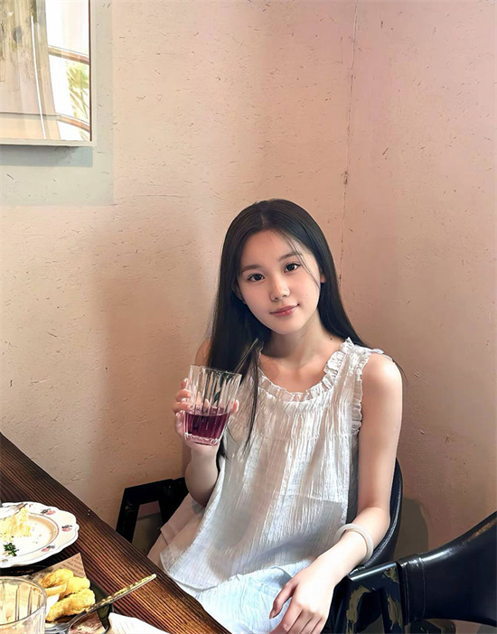 江苏宿迁沭阳中央广场壹号台球厅大瓜 男客点美女助教 500块包厢激战15分钟 监控全纪录-吃瓜网