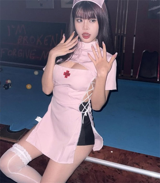 极品小网美舒绮 露脸私密视频 惨遭前男友曝光 极品身材情趣诱惑拉满-吃瓜网