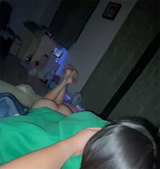 极品小网美舒绮 露脸私密视频 惨遭前男友曝光 极品身材情趣诱惑拉满-吃瓜网
