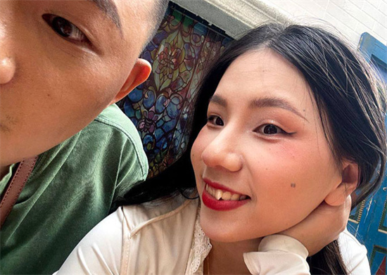 江苏南京极品欲女 私密视频流出 刚和男友分手就找野男人 深喉欲望极大 渴望被啪-吃瓜网