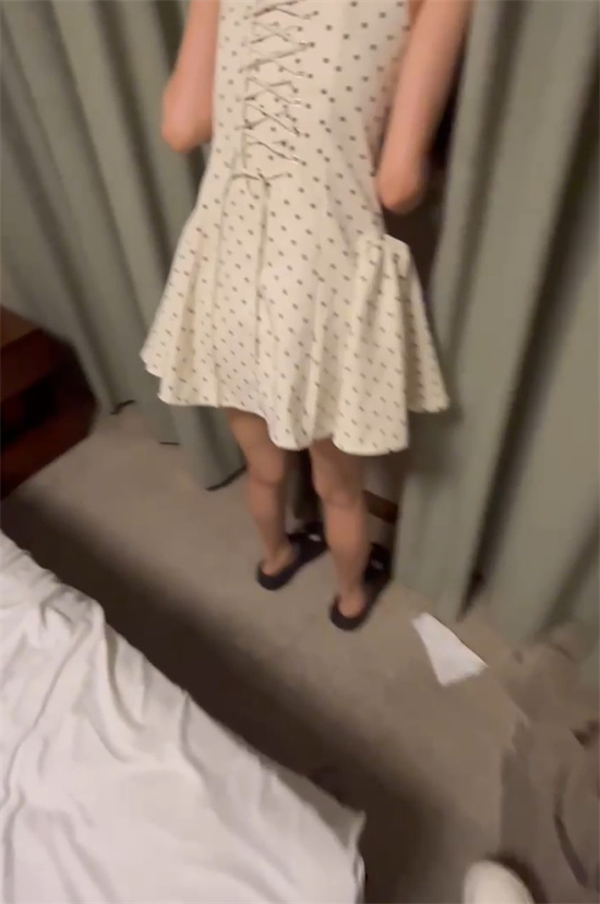 杭州拱墅区眼镜妹与男友开房视频流出 无套输出爽到说不出话 清纯形象完全崩塌!-吃瓜网