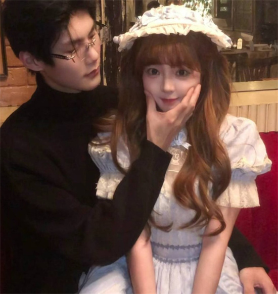 抖音82万粉网红小宋芋头 曝光前男友程南出轨黑料 昔日男模背景引热议-吃瓜网