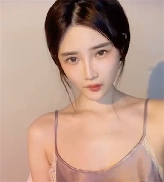 虎牙主播小太阳贼大万元定制视频流出 主题为捆绑调教内容-吃瓜网