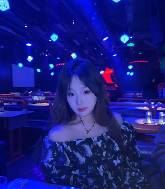 石家庄某大学女神 酒店自拍 痴女变贪婪 与校园形象判若俩人！-吃瓜网