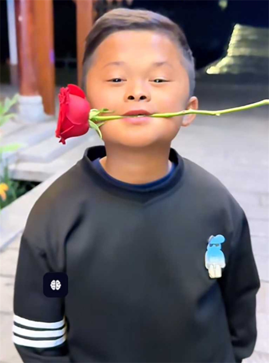网红小马云 范小勤 青春期到处发骚撩妹 私拍视频被曝光相当炸裂-吃瓜网