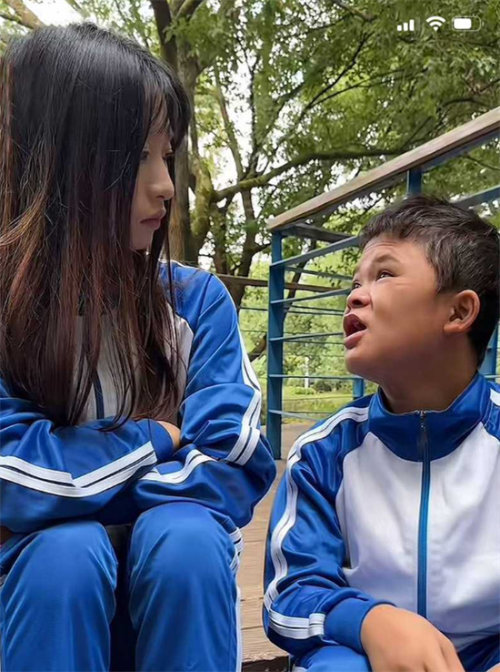 网红小马云 范小勤 青春期到处发骚撩妹 私拍视频被曝光相当炸裂-吃瓜网