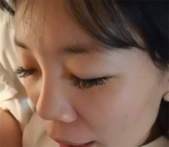 电梯少妇孙晔子 再度爆红网络 丰腴美女跪地多视角风骚呈现-吃瓜网