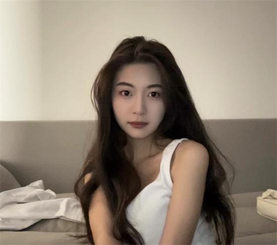 广东某大学女生晓恩视频流出 清纯乖乖女大学生私密一面曝光-吃瓜网