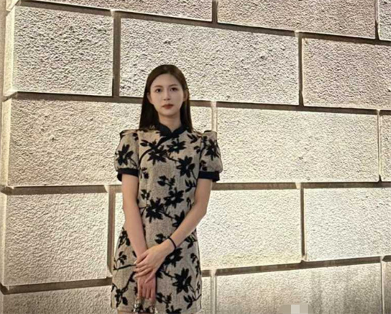 广东某大学女生晓恩视频流出 清纯乖乖女大学生私密一面曝光-吃瓜网