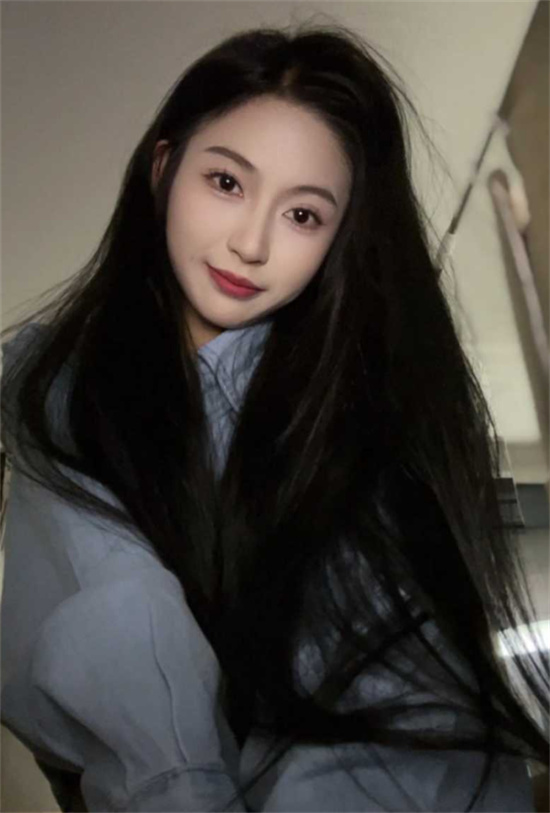 广东某大学女生晓恩视频流出 清纯乖乖女大学生私密一面曝光-吃瓜网