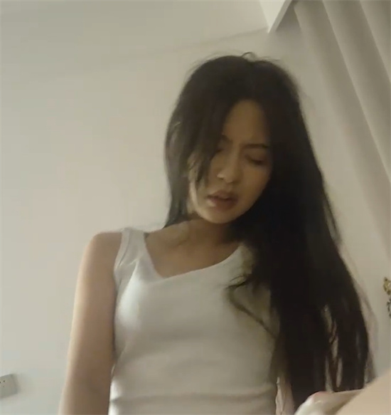 广东某大学女生晓恩视频流出 清纯乖乖女大学生私密一面曝光-吃瓜网